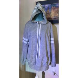 Gray sweatshirt women's medium